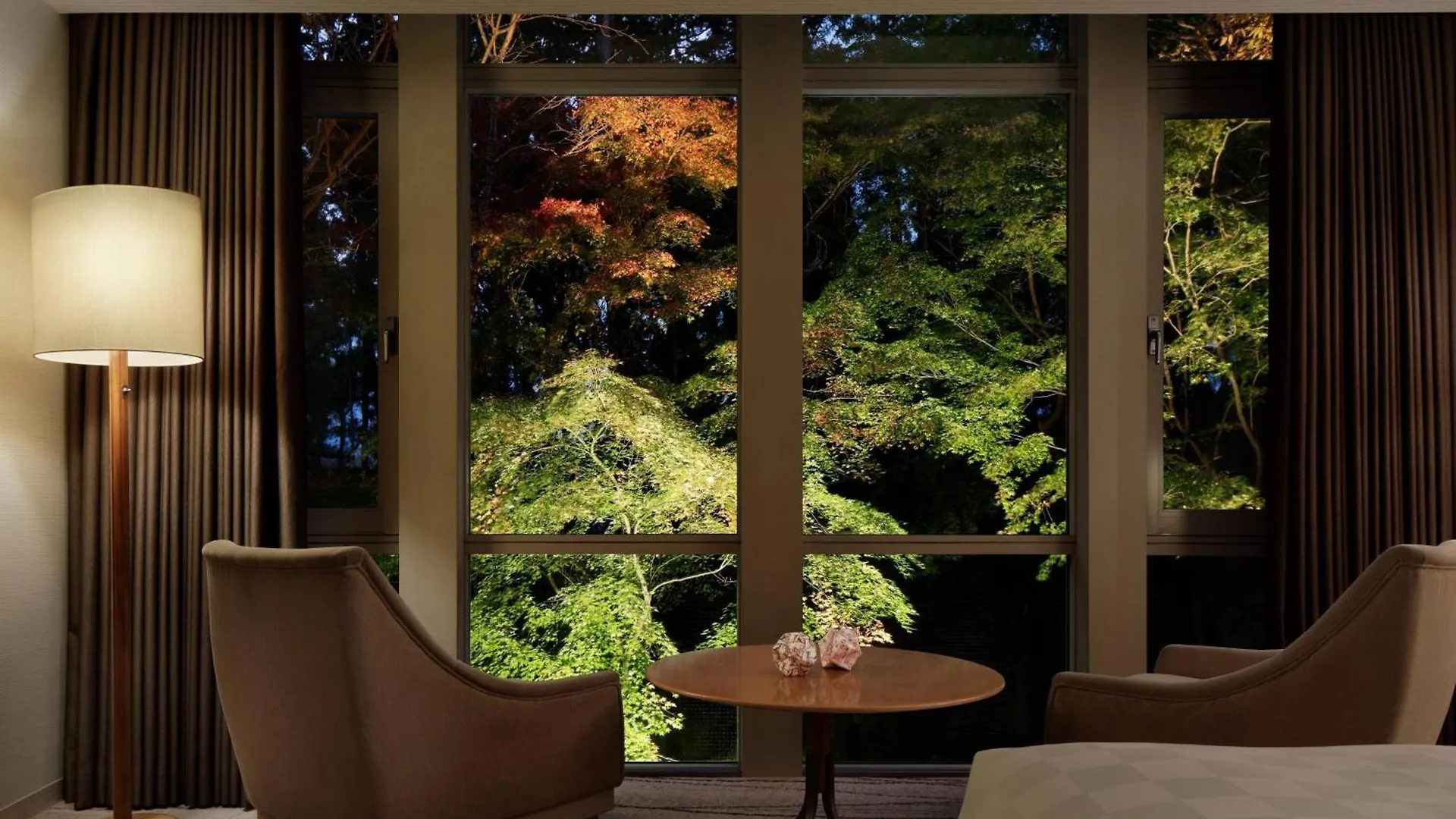 The Prince Kyoto Takaragaike, Autograph Collection